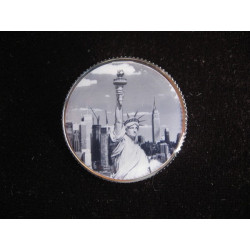 Vintage brooch, Statue of Liberty, set with resin