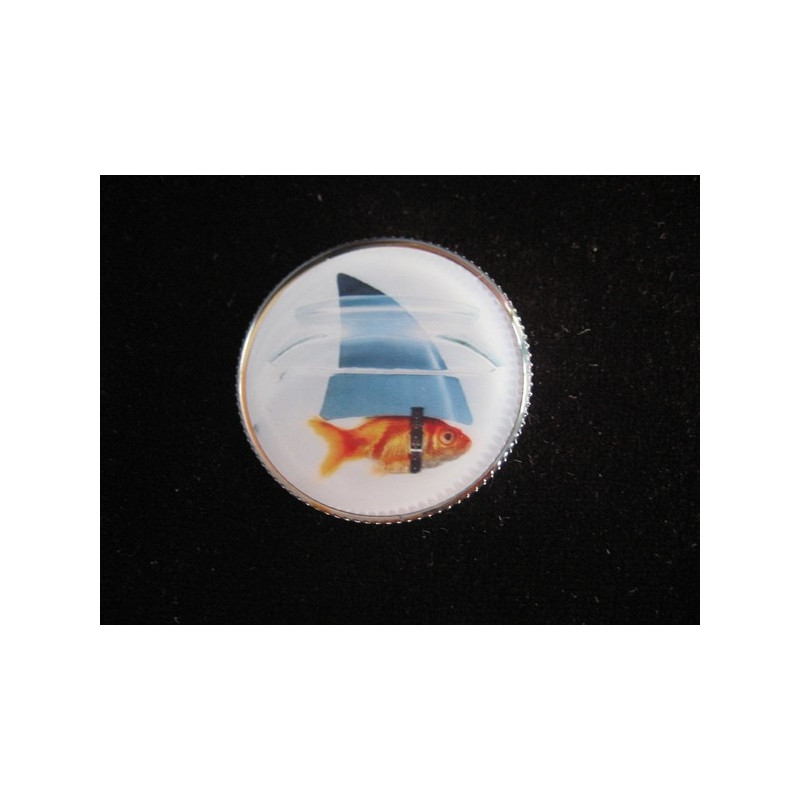 Fancy brooch, fish or shark, set with resin