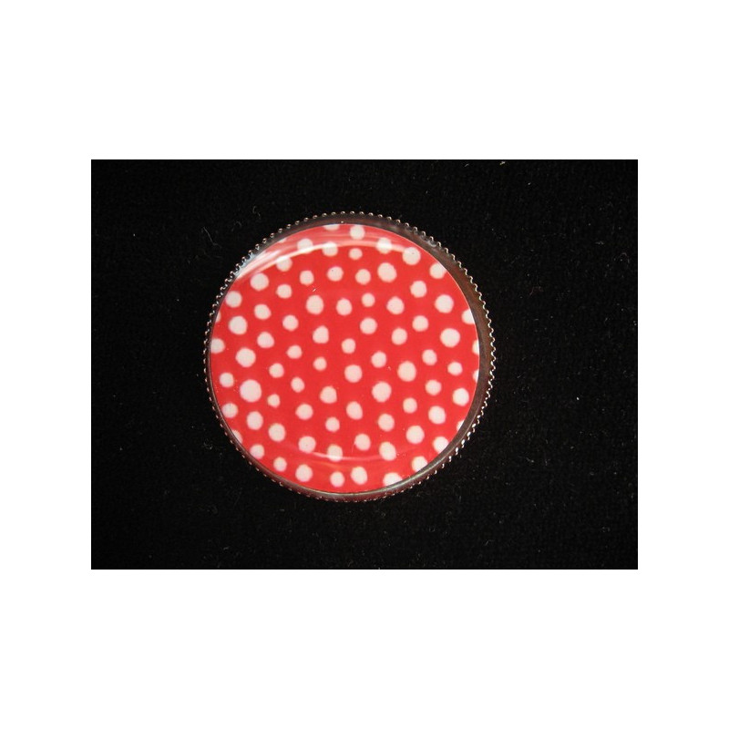 Fancy RING, small white dots, on a red background, set in resin