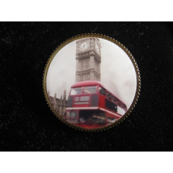 Vintage brooch, Big ben London, set with resin