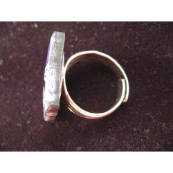 Small square pop ring, black / plum, in Fimo