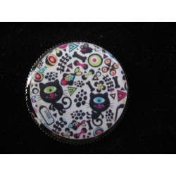 Fancy brooch, Little monsters, set with resin