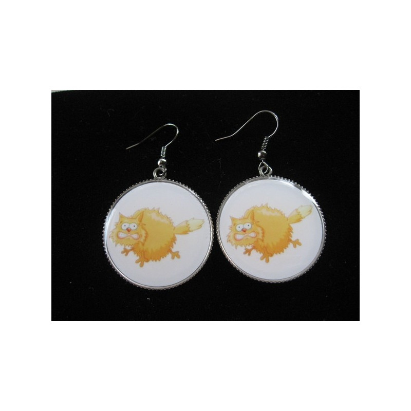 Fancy earrings, stressed cat, set in resin