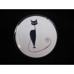 BROCHE fantaisie, Chat digne, sertie en résine