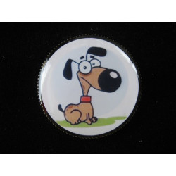 BROCHE fantaisie, Chien Cartoon, sertie en résine