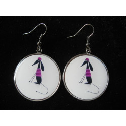 Boucles d'oreilles, Mode canine fuchsia, sertie en résine