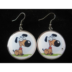 Boucles d'oreilles fantaisie, Chien Cartoon, serties en résine