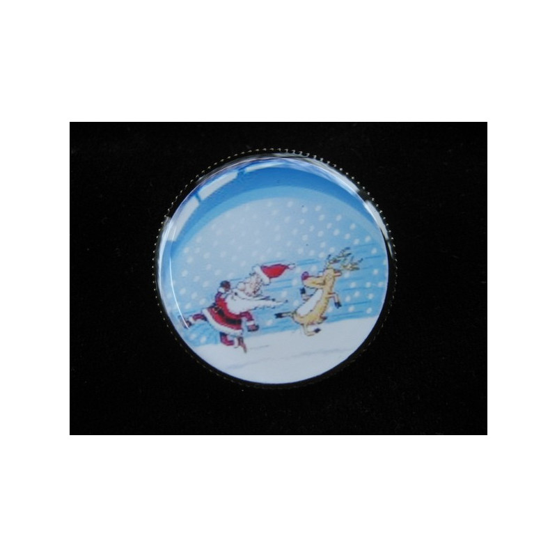 Fancy brooch, Unrestrained Christmas Run, set with resin