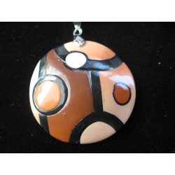 Beige and brown cabochon pendant in fimo