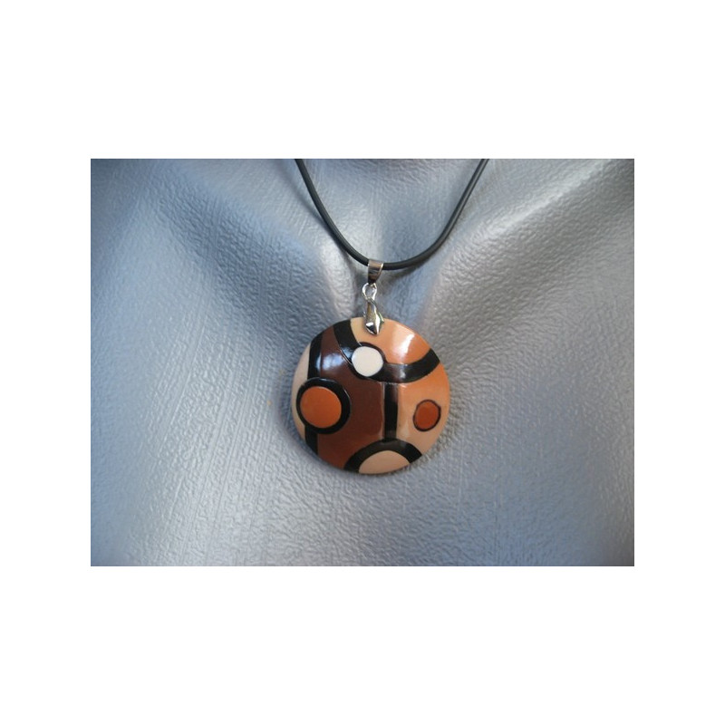 Beige and brown cabochon pendant in fimo