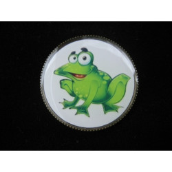 Fancy RING, charming toad, set in resin
