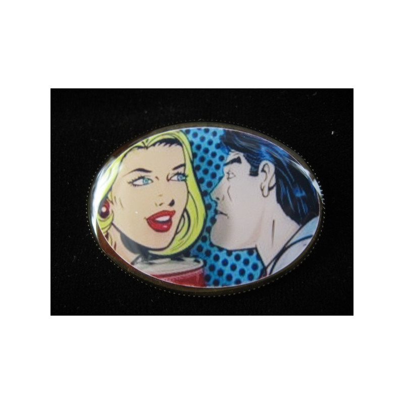 OVAL BROOCH, American advertisement, set in resin