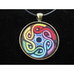 Graphic pendant, multicolored spiral, set in resin