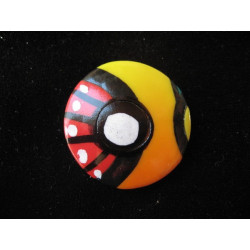 Bague pop, motifs noirs/rouges/blancs, sur fond orange en Fimo