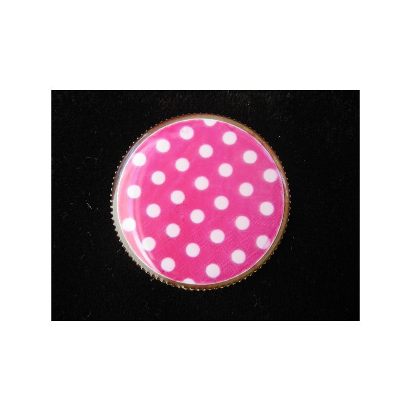 Fancy ring, white dots on fuchsia background, set with resin