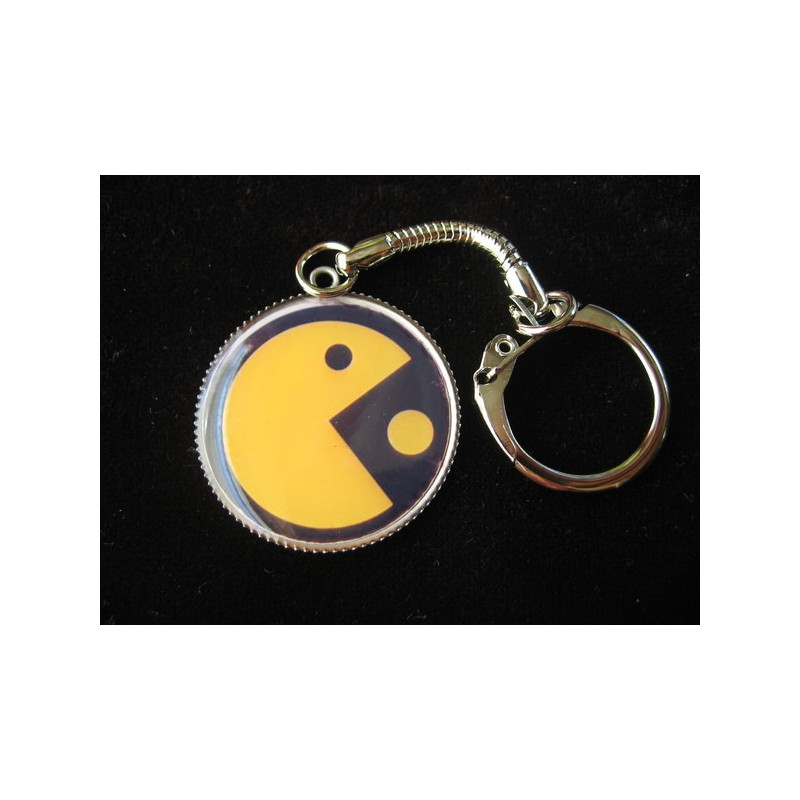 Keychain Kawaii, Pacman, set in resin