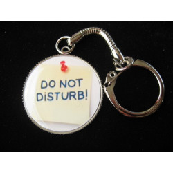 Fancy Keychain, Do not Disturb, set in resin