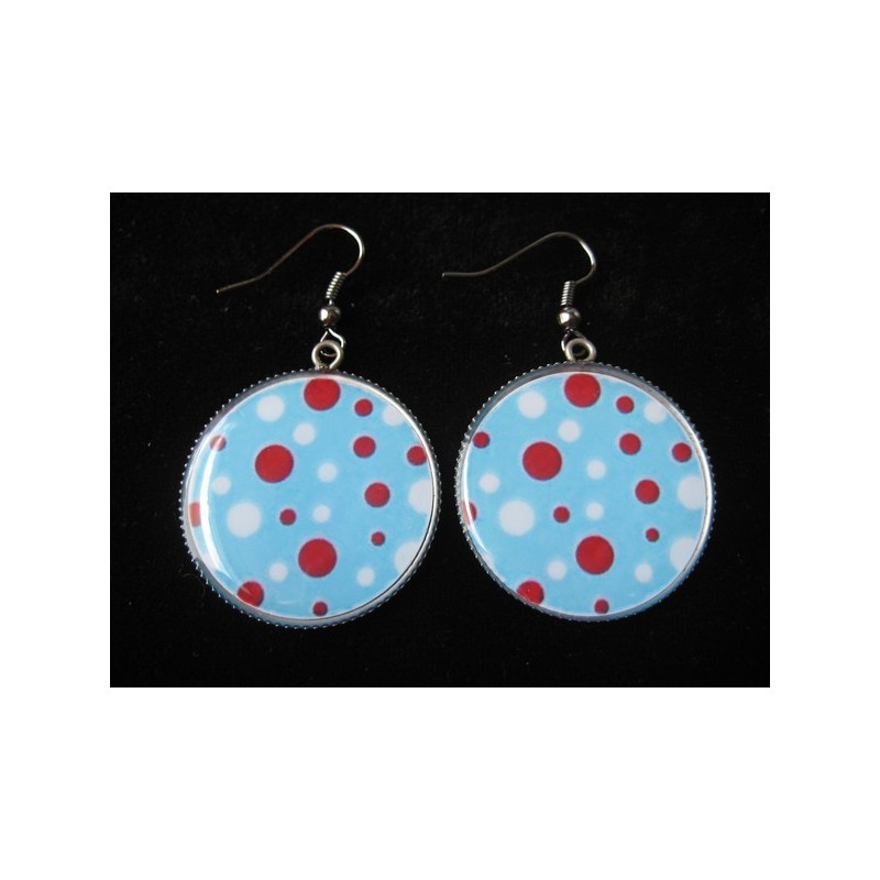 Boucles d'oreilles, pois blancs et rouges sur fond turquoise