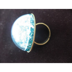 Large dome ring, mobile blue sequins