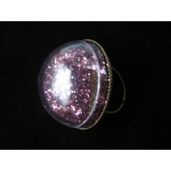 Moving sequins great cabochon ring