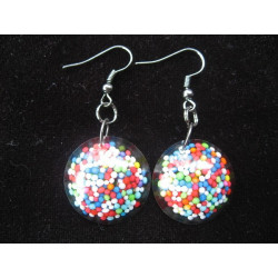 Multicolored minipearls, cabochon resin earrings