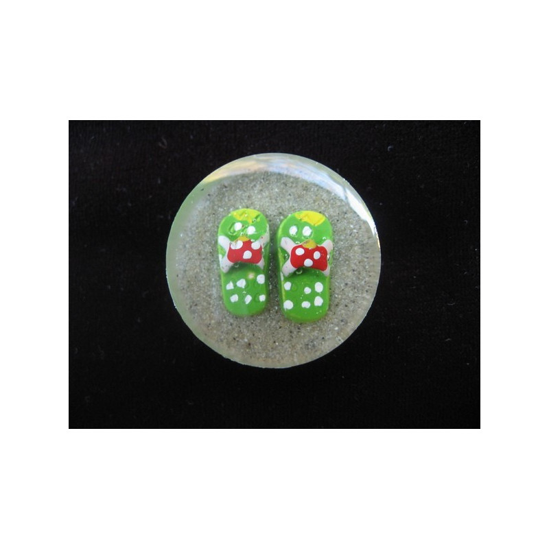 SUMMER RING, My green flip flops, on resin sand background