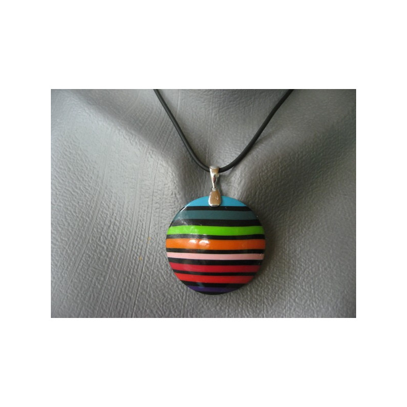 Graphic pendant, multicolored and black stripes, in Fimo