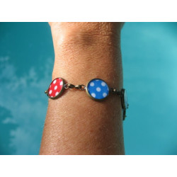 BRACELET with small cabochons, white dots on a colored background