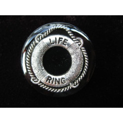 BAGUE graphique, Life ring, sur fond noir en résine