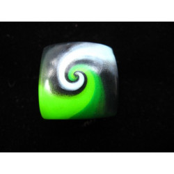 Petite bague carrée spirale noire/verte