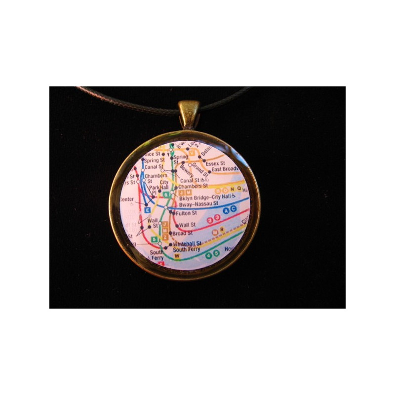 Pendentif vintage, Plan métro New York City, serti en résine