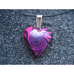 Small heart pendant, black and fuchsia spiral, in fimo