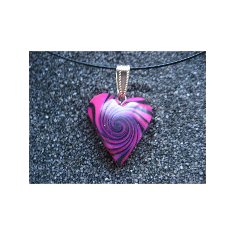 Small heart pendant, black and fuchsia spiral, in fimo