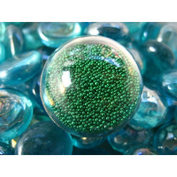 BAGUE dome, microperles vertes mobiles, dans une demi-sphère en plexi
