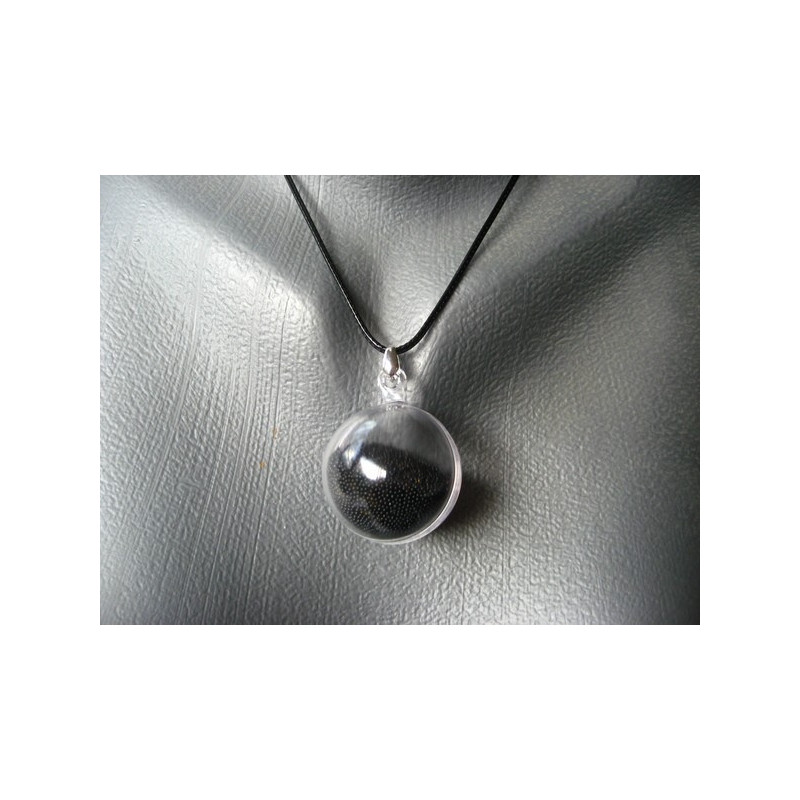 Bubble pendant, mobile black microbeads