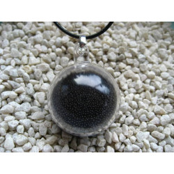 Pendentif bulle, microperles noires mobiles