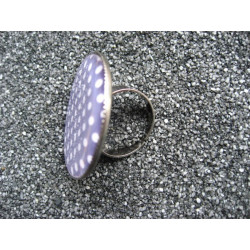 Fancy ring, white dots on dark gray background, set with resin