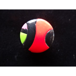 BAGUE graphique, noire/rouge, en fimo