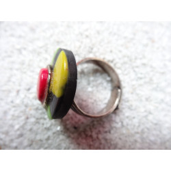Small graphic ring, multicolored, in Fimo