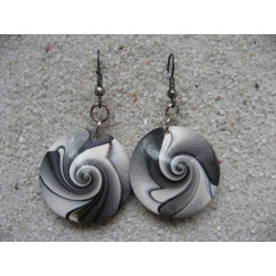 Earrings, black and white spiral, in fimo