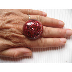 RING large cabochon, red glitter, resin