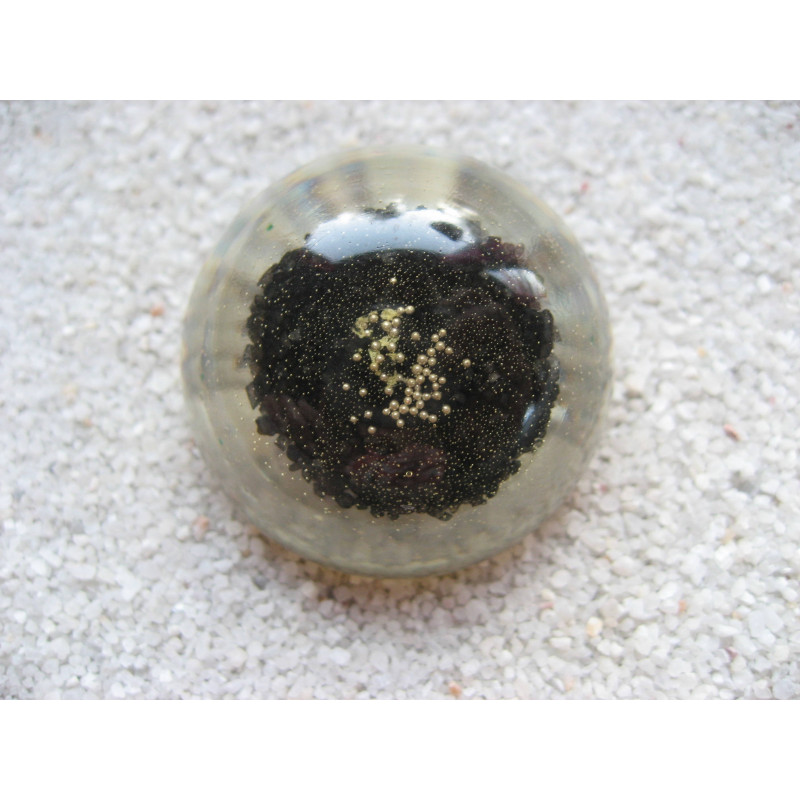 Very large cabochon ring, silver microbeads, on black resin background