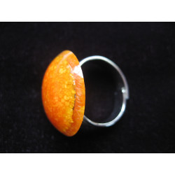 Small cabochon ring, orange sand, in resin