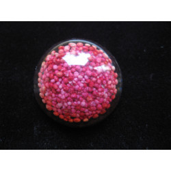 Large cabochon ring, fuchsias miniperles, in resin