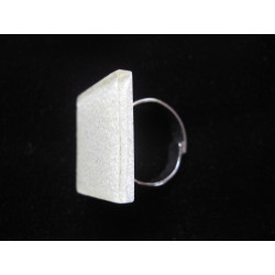 Fancy square RING, beige sand, in resin