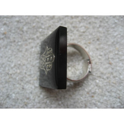Square RING, Hand of Fatma, on black resin background