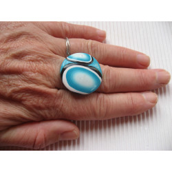 Pop ring, black and white patterns on a turquoise background, in fimo