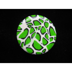 Adjustable round ring, green and white leopard pattern, in fimo