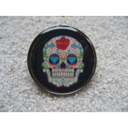 Steampunk BROOCH, Mexican Skull on white background