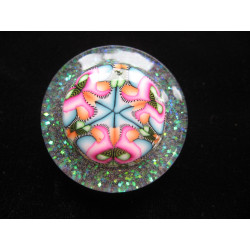 Large ring, psychedelic cabochon in fimo, on a pearly white resin background